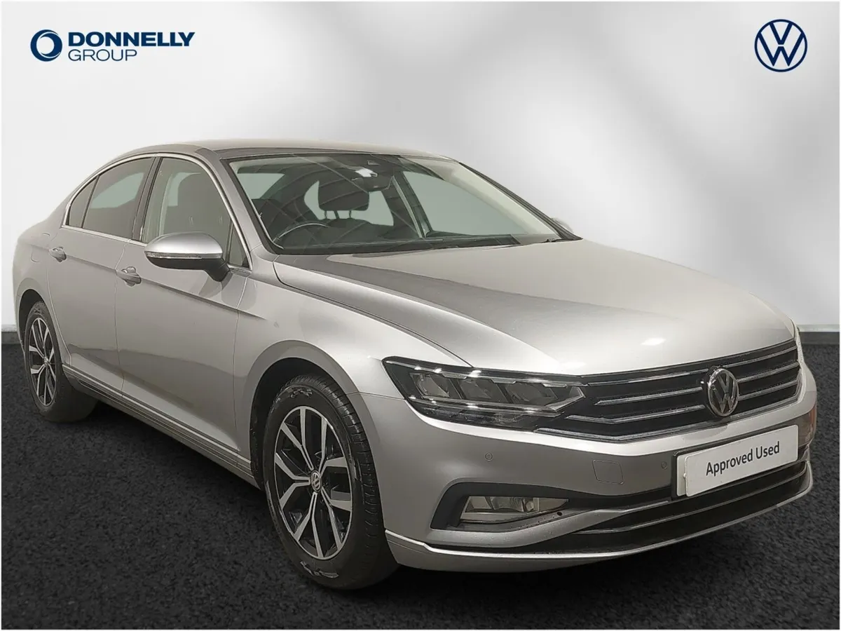 Volkswagen Passat Diesel Saloon SEL - Image 1