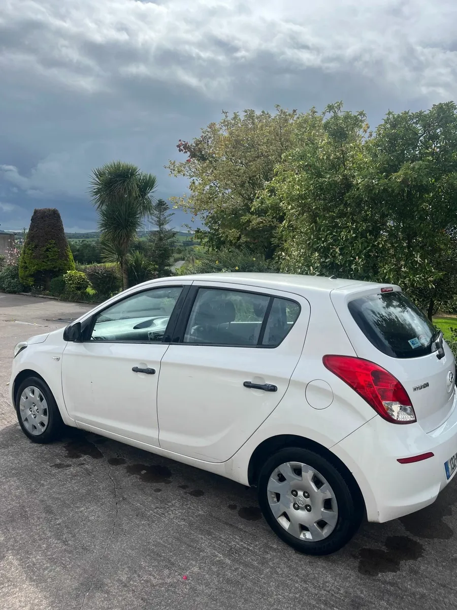 Hyundai i20 2013 1.1L Diesel White - Image 3