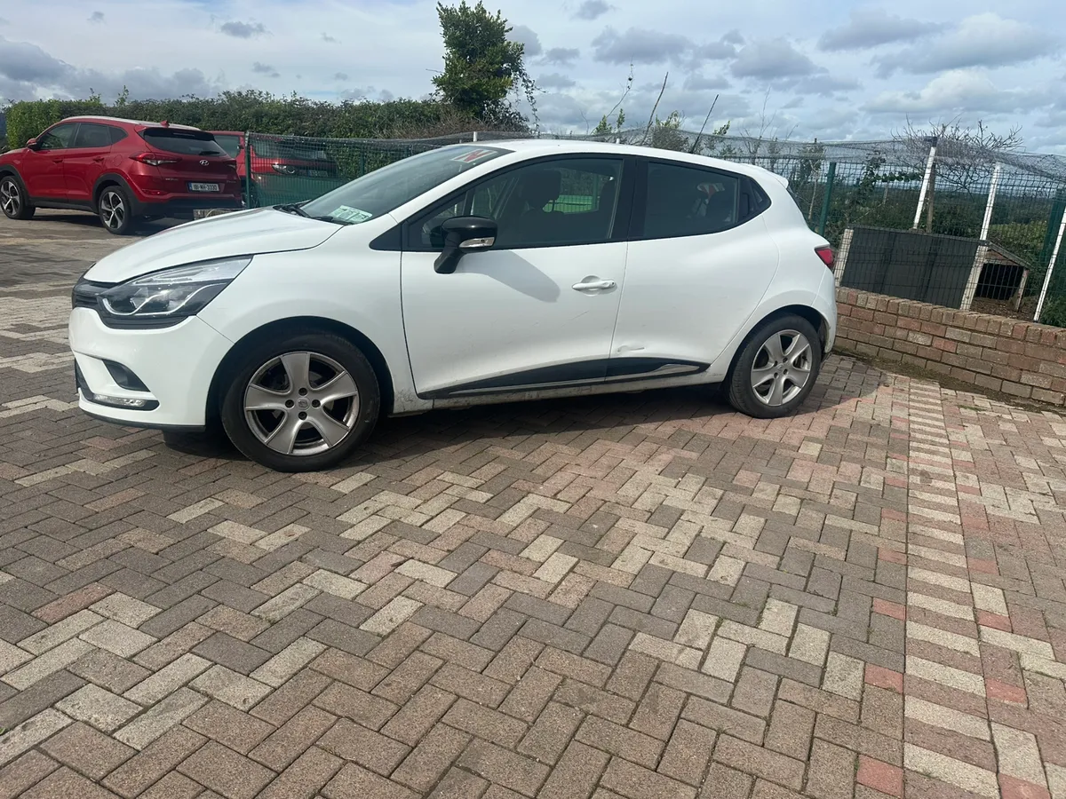 Renault Clio 1.2 Petrol 2016 - Image 4