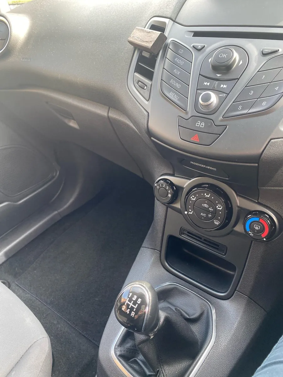 Ford Fiesta Argento - Image 4
