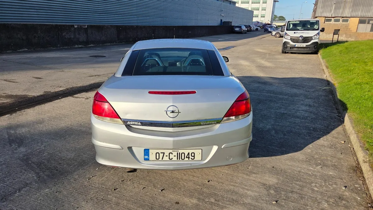 Opel Astra 2007 TwinTop - Image 2