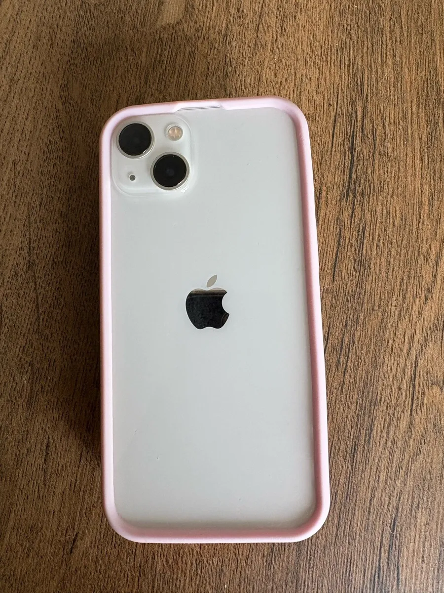 iPhone - Image 1