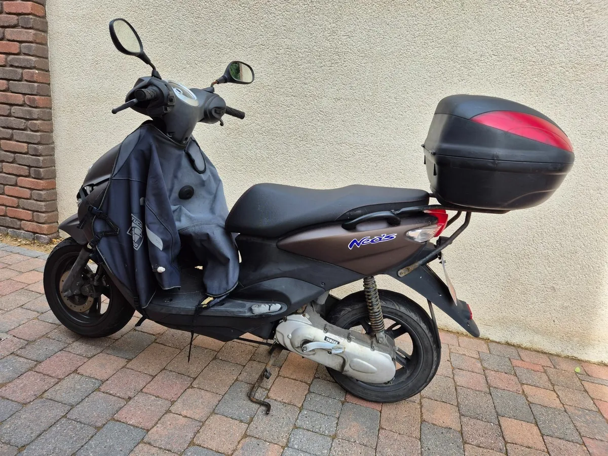 Yamaha Neos Moped 50cc - Image 1