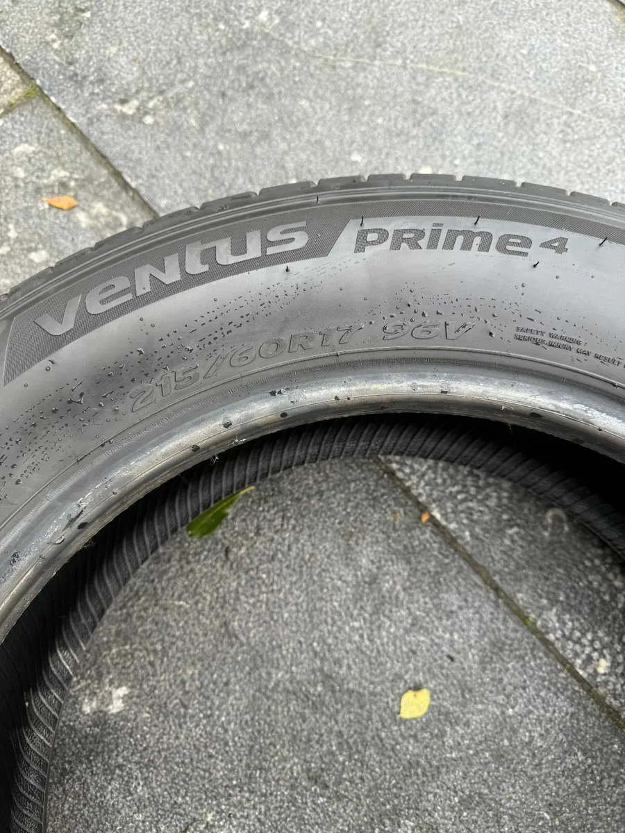 CAR TYRE    HANKOOK VENTUS PRIME 4 215/60 R17 96V - Image 1