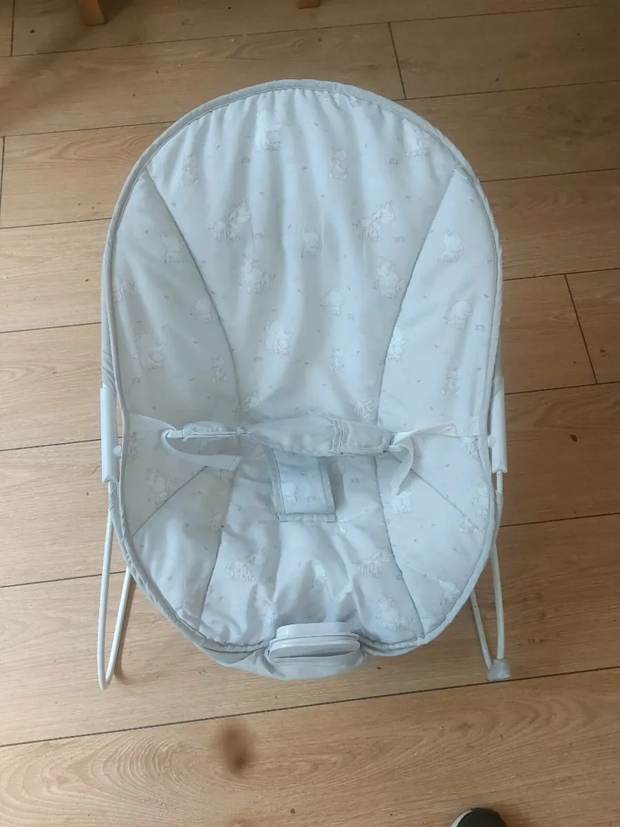 Baby bouncer - Image 1