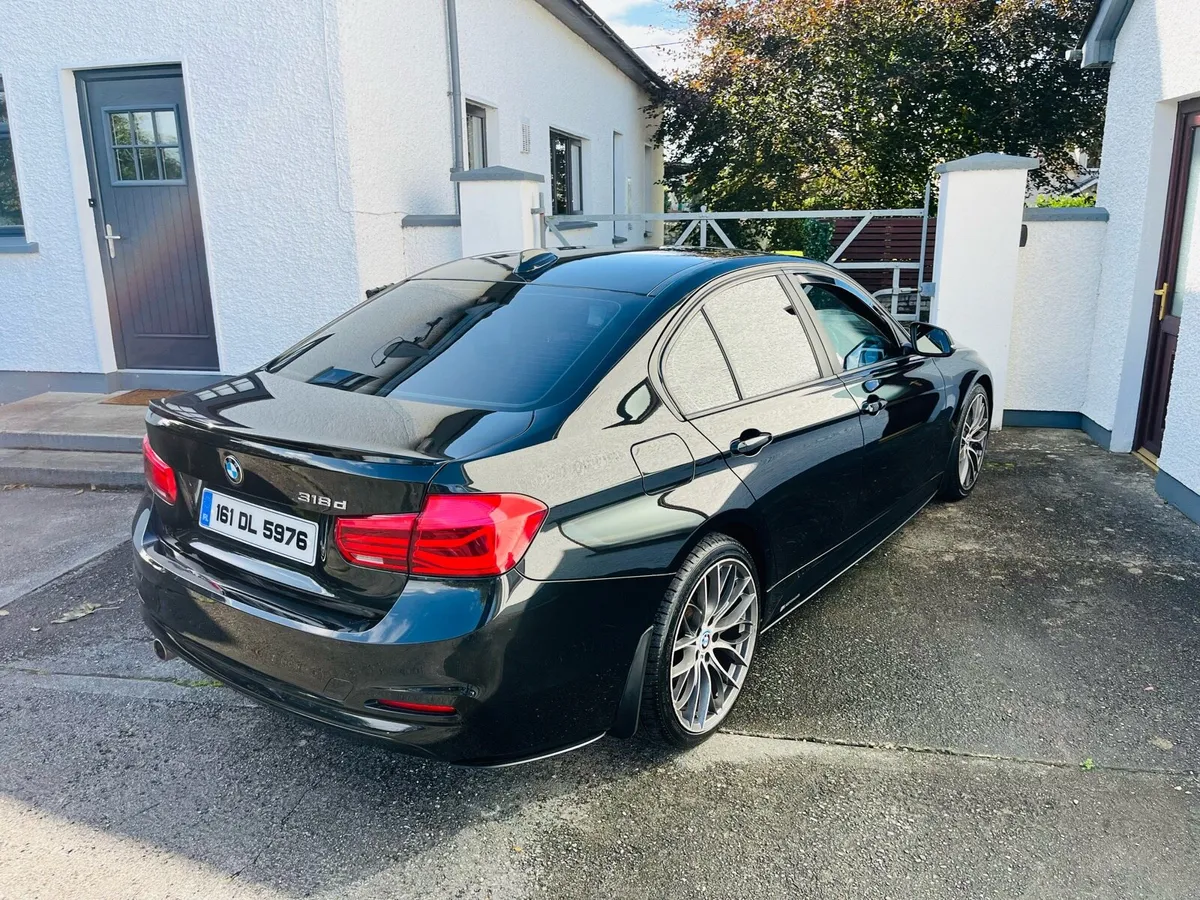 161 BMW 318 DIESEL (NCT 2027) €200 TAX - Image 2