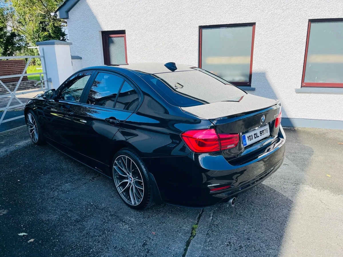 161 BMW 318 DIESEL (NCT 2027) €200 TAX - Image 4