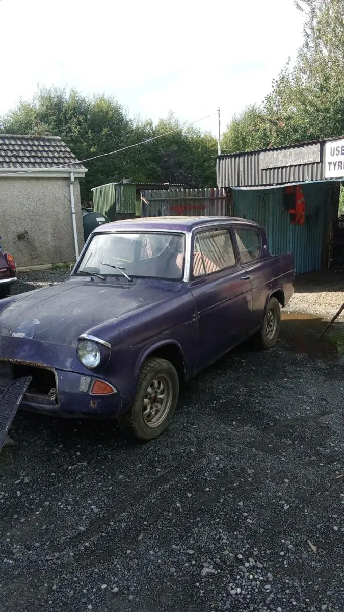 Ford Anglia super - Image 4