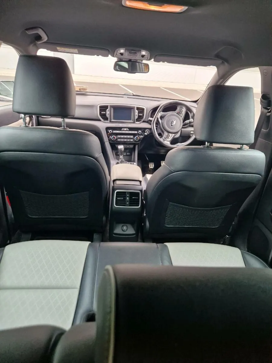 Kia sportage GT Line Top Spec - Image 2