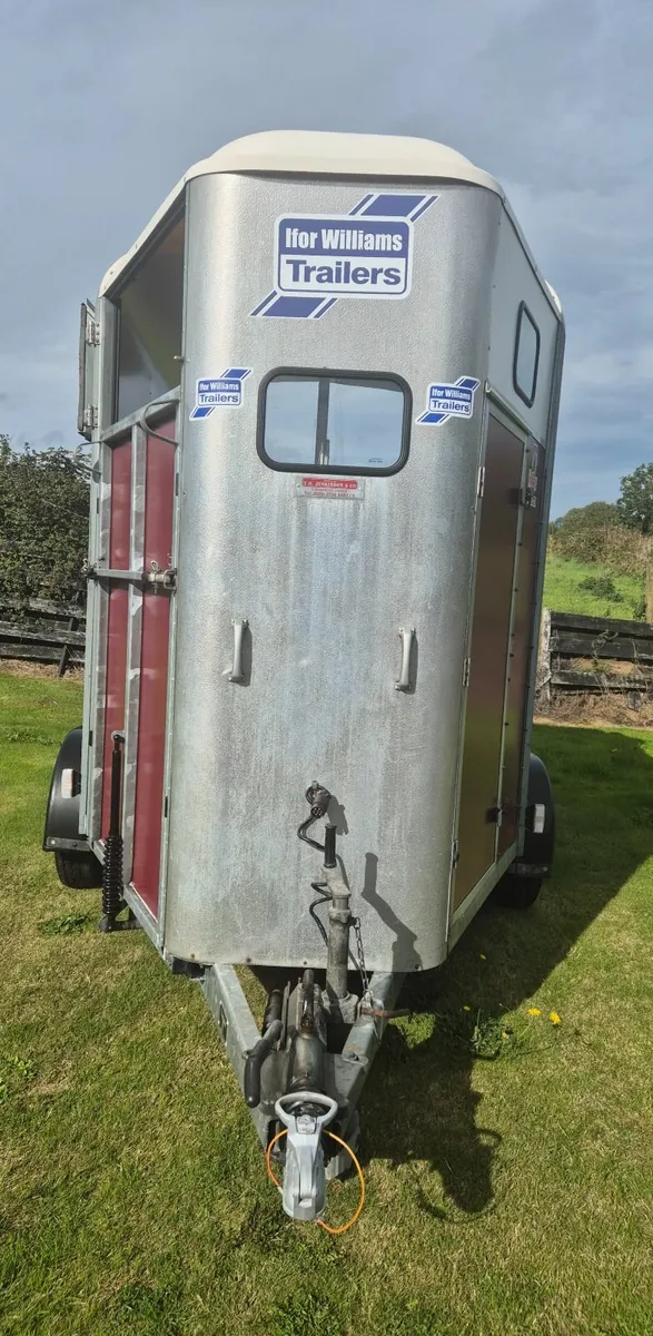 Ifor williams 505 delux horse box - Image 2