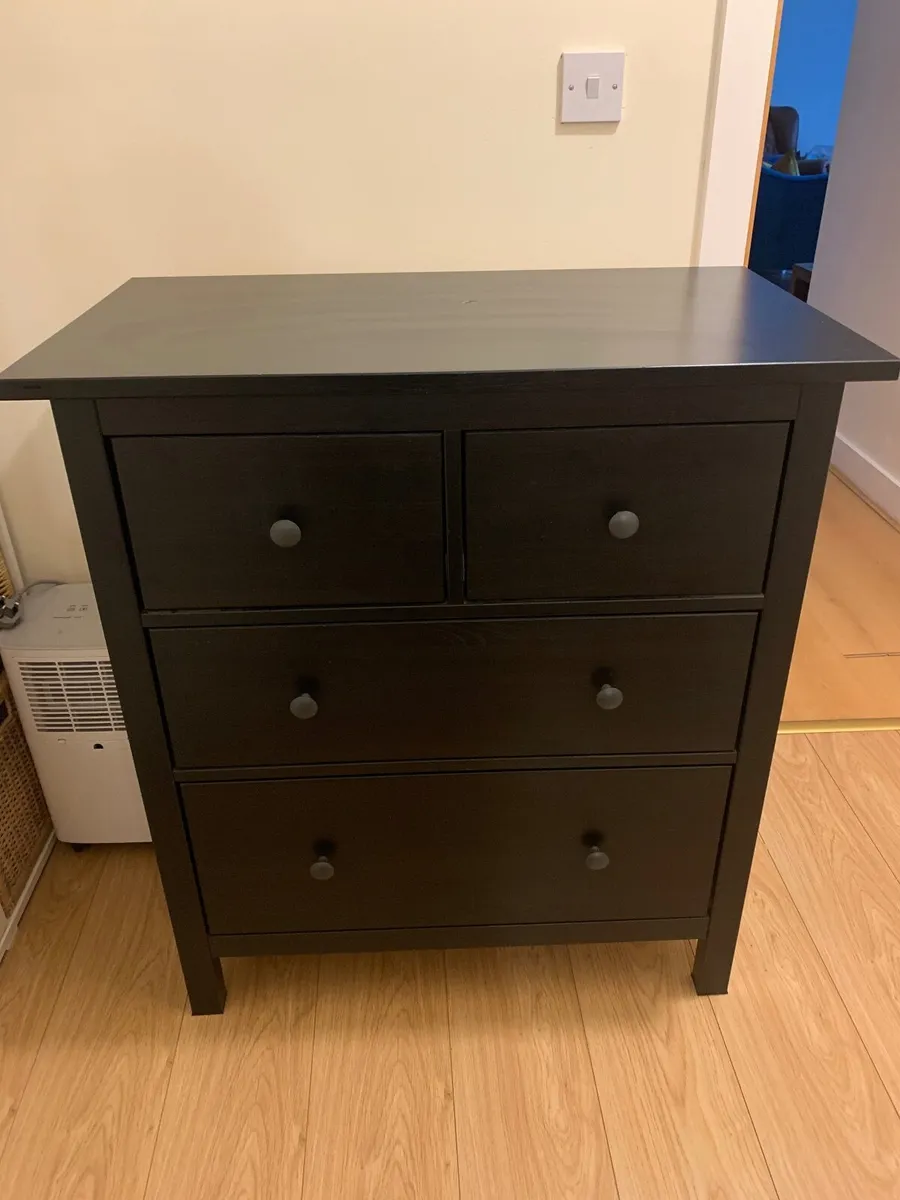 Chest of drawers - Image 1