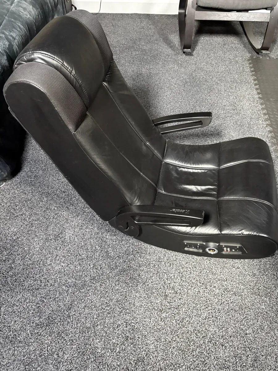 X Rocker gaming chair - Image 4