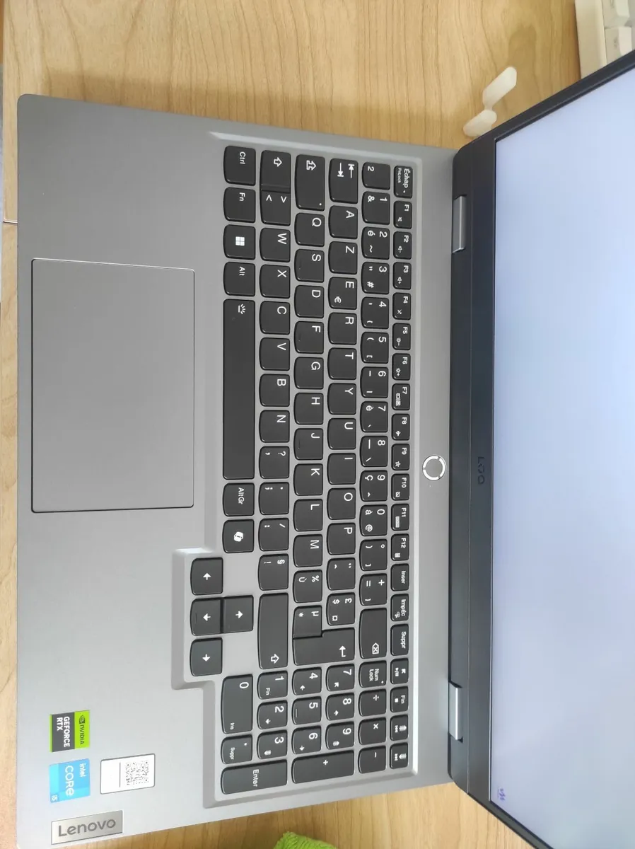 Lenovo I5-12450hx | Rtx 4050 | 16gb Ram | Fhd 15.6 - Image 2