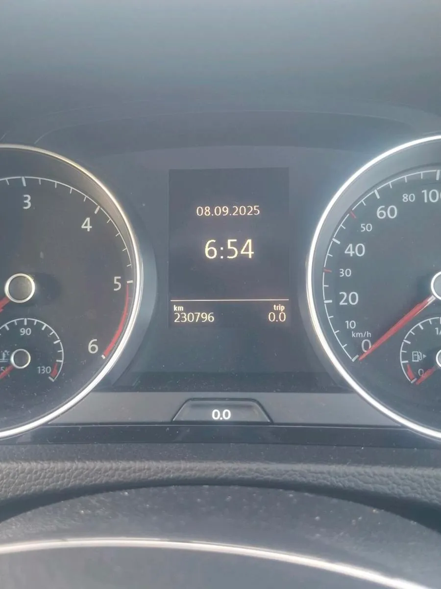VW Golf Bluemotion - Image 3