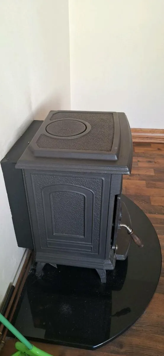 Stove with back boiler - Image 4