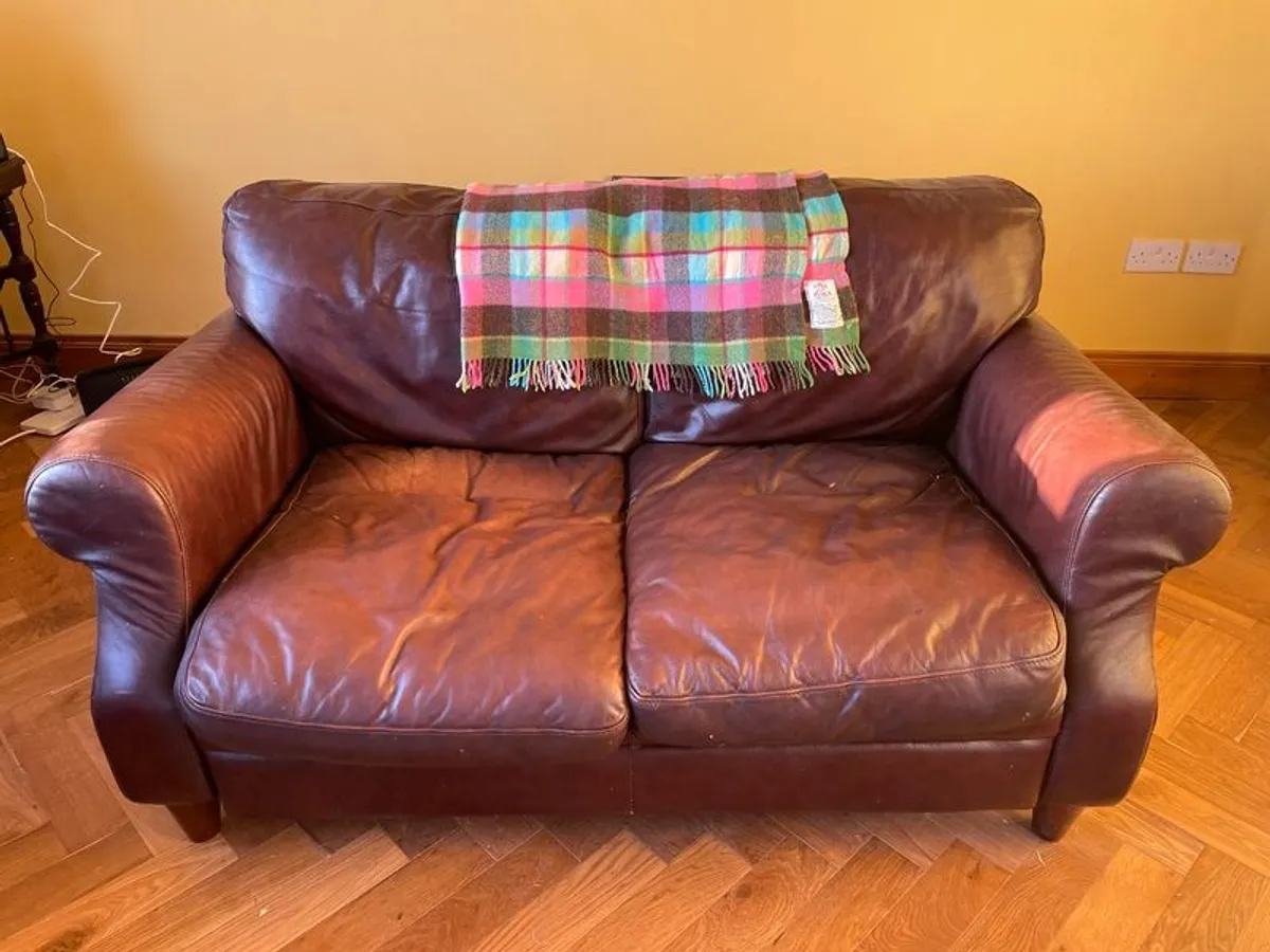 Genuine leather suite - Image 2