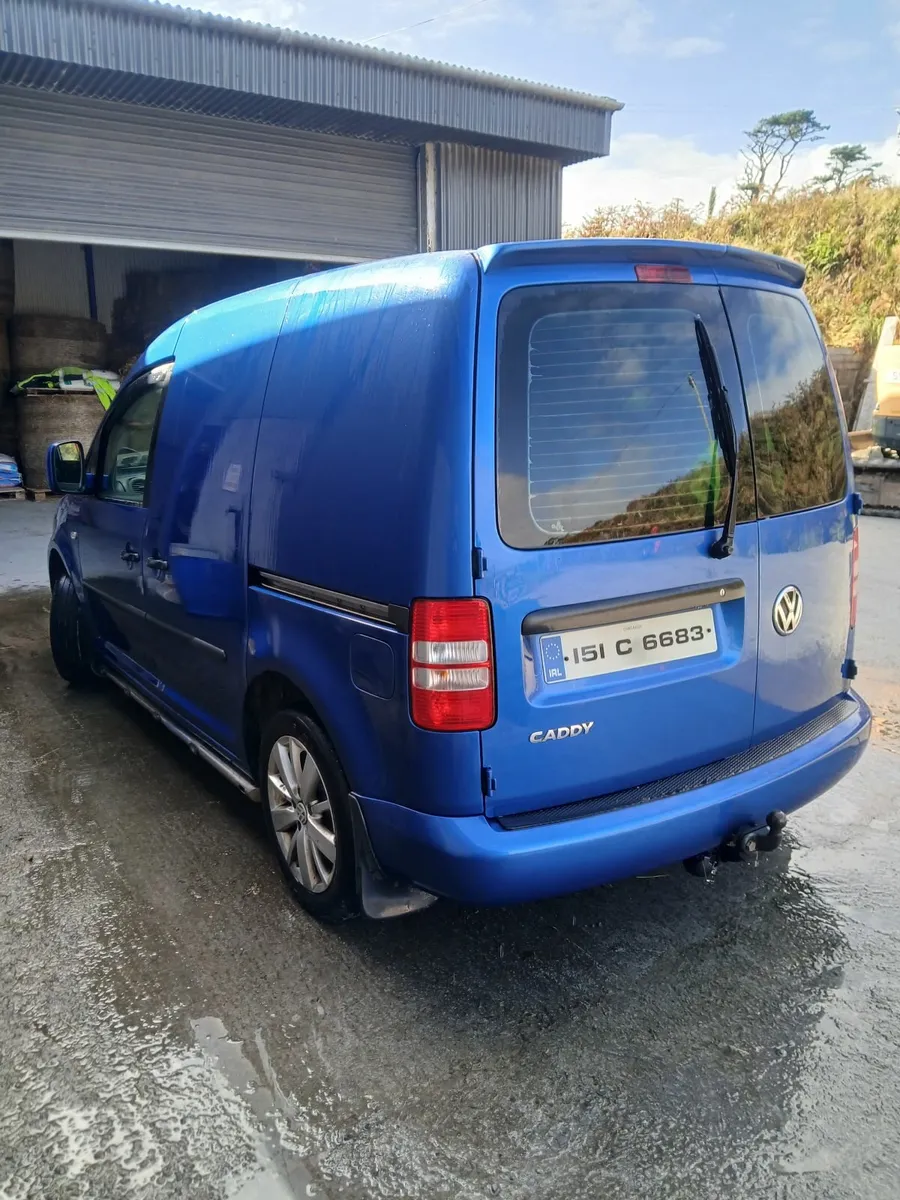 Volkswagen Caddy 2015 - Image 2