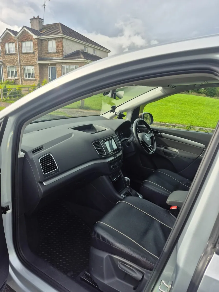 Volkswagen Sharan 2019 - Image 2