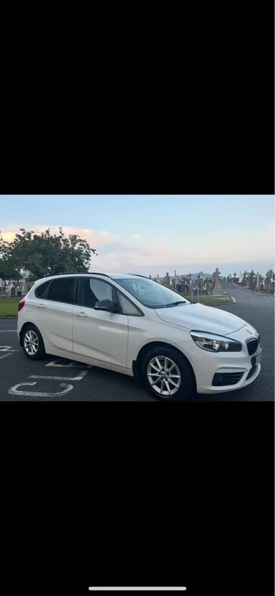 BMW  218i sport, automatic - Image 2