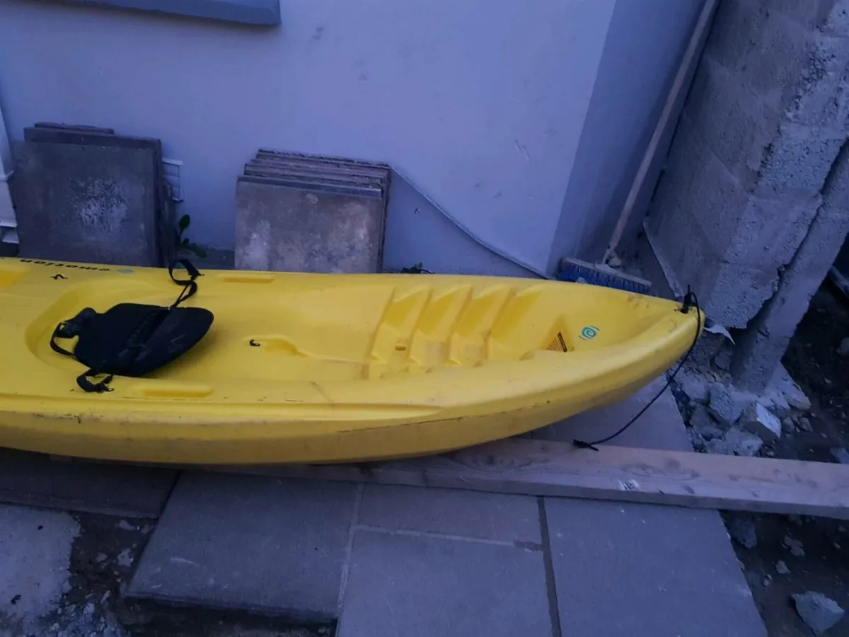Kayak - Image 2