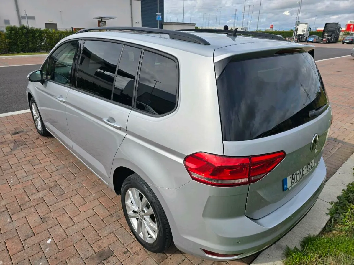 Volkswagen Touran 2019 NEW NCT - Image 4
