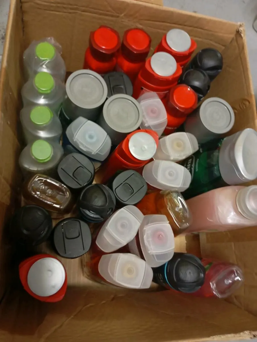 Shower gel and deodorant spray - Image 3