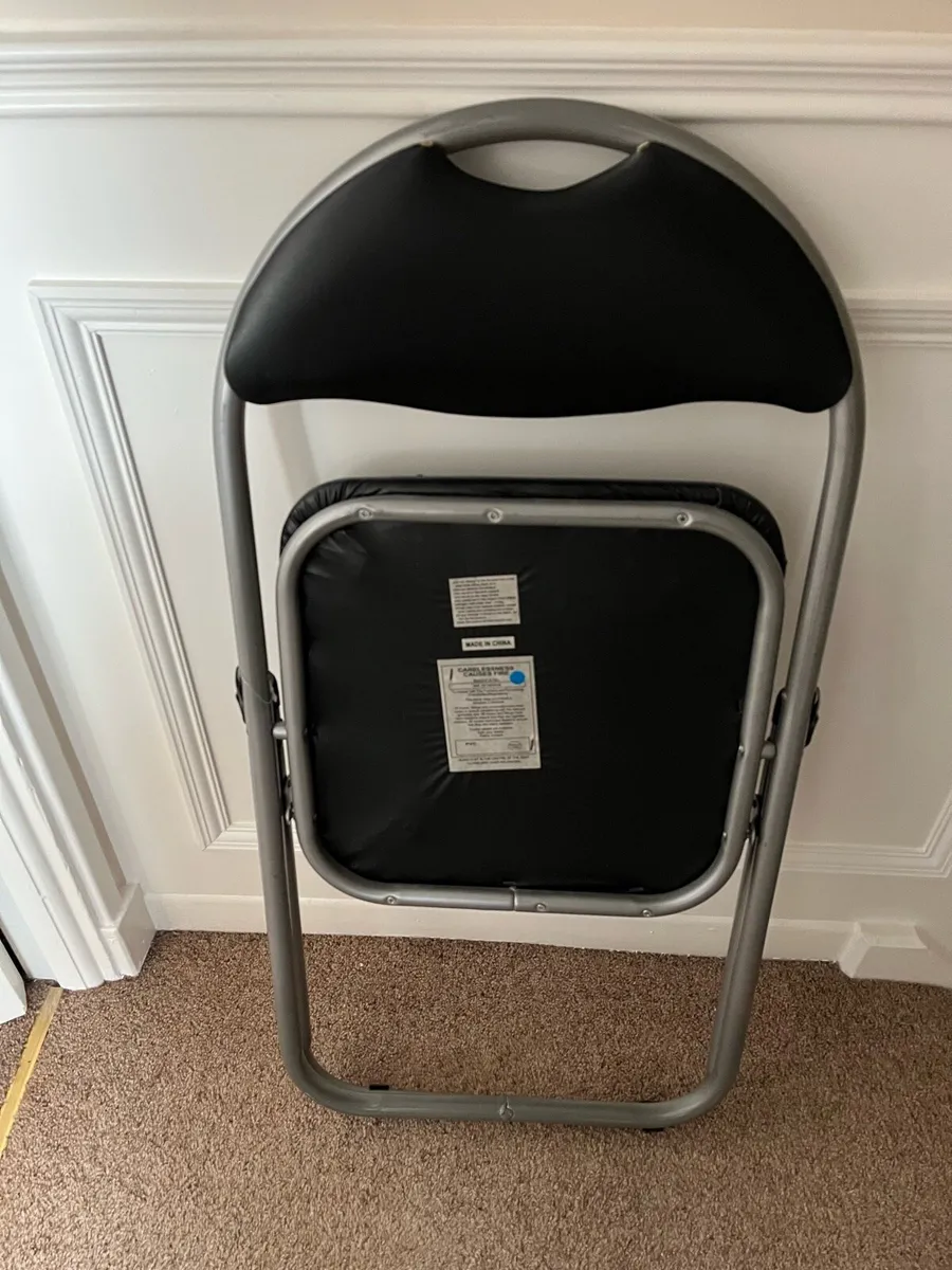 Foldable chair - Image 3