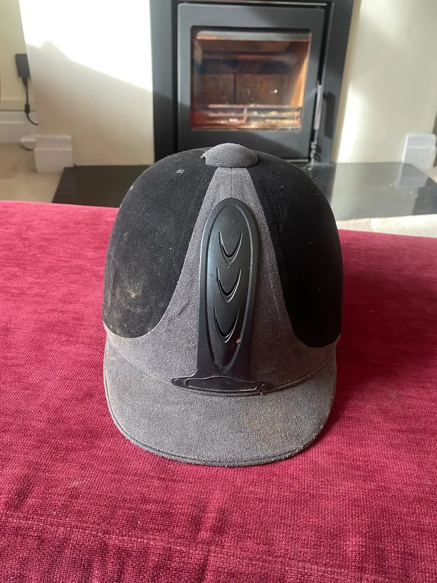 Harry Hall Horse riding Helmet, size 56cm - Image 1