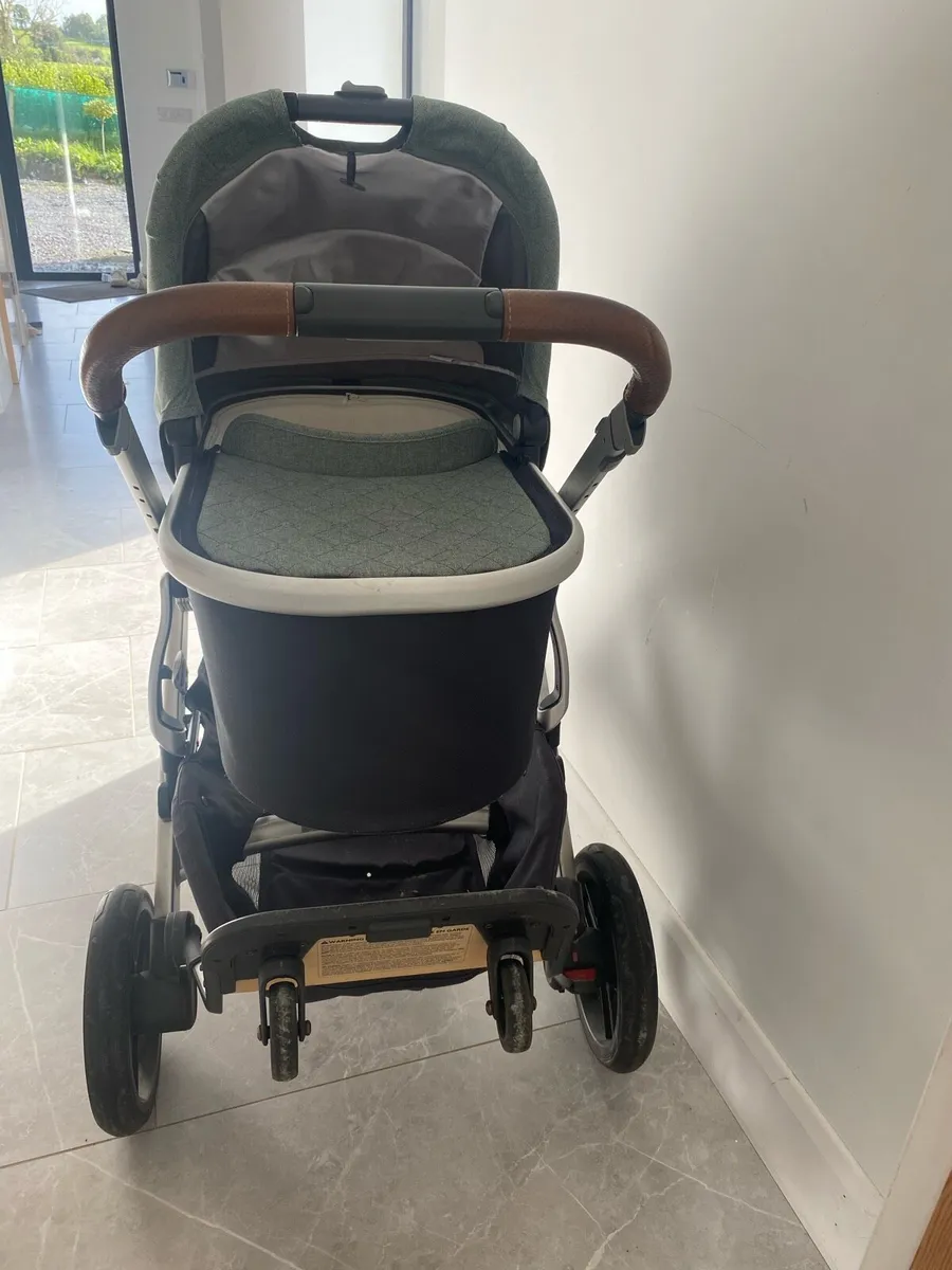 Uppababy Vista Pushchair & Carrycot - Image 2