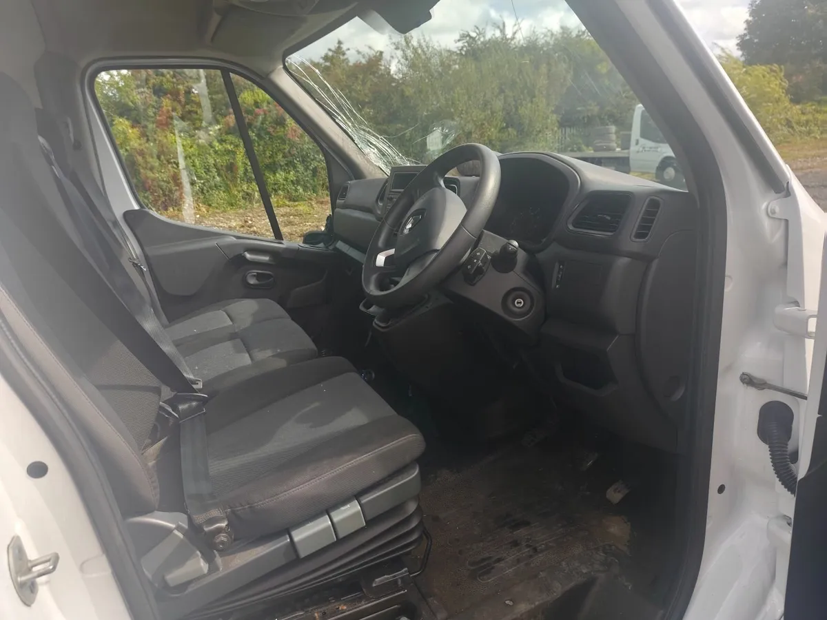 231 renault master - Image 4