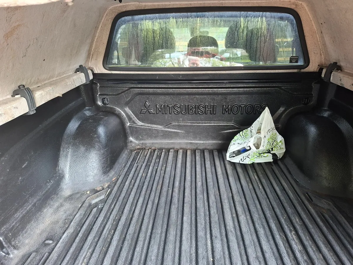 Mitsubishi L200 Barbarian 2016 - Image 3