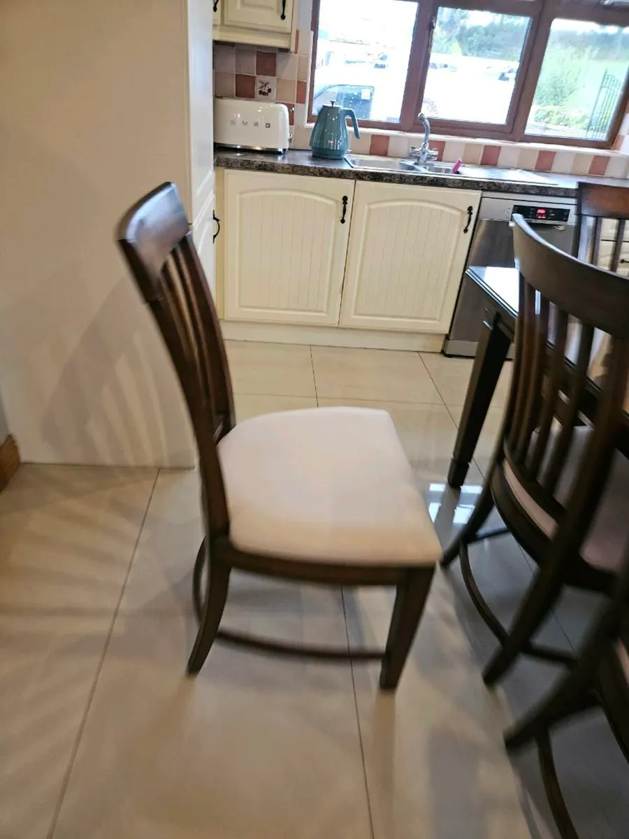 Table And Chairs - Image 3