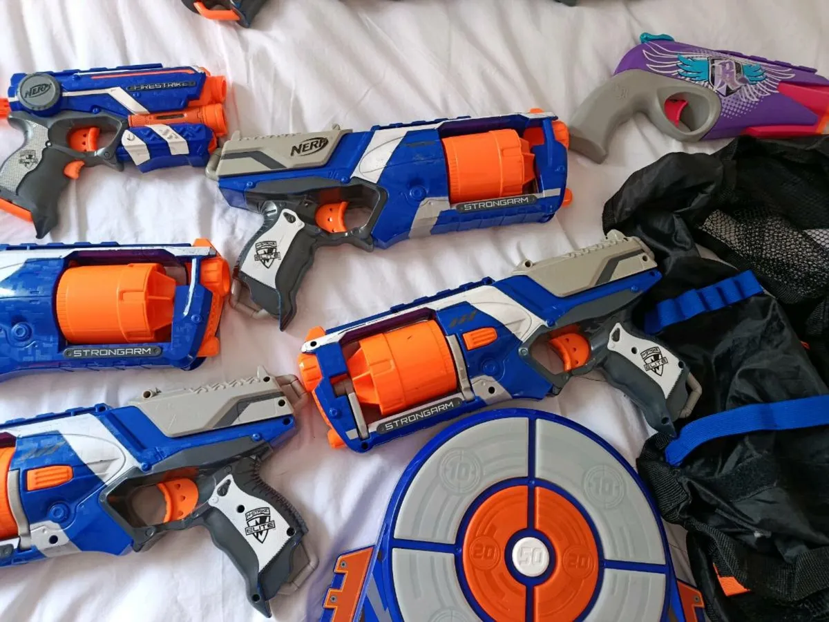 Nerf guns and jackets - Image 1