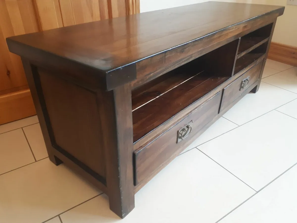 Tv unit, lamp table & nest of tables - Image 4
