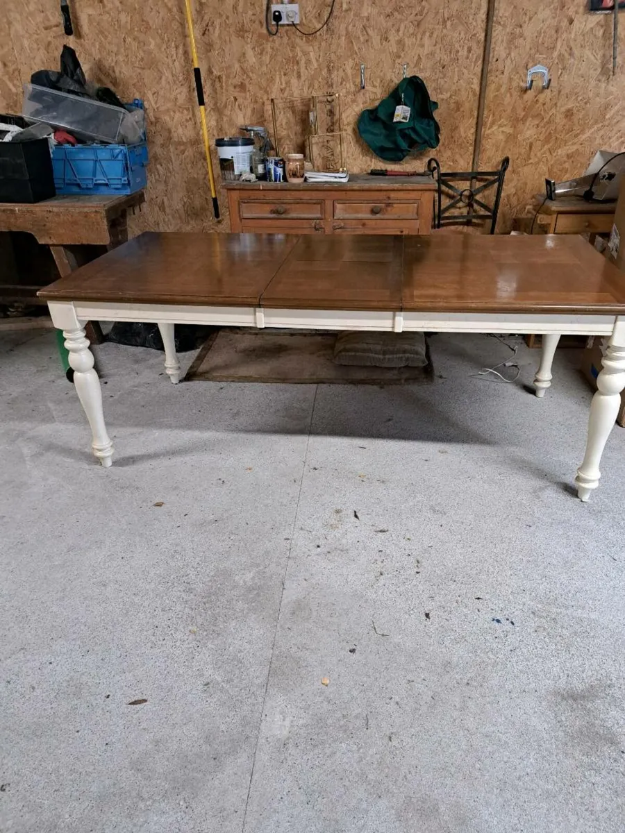 Kitchen table - Image 2