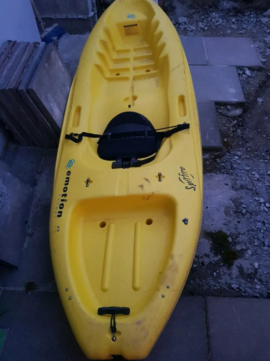 Kayak - Image 3