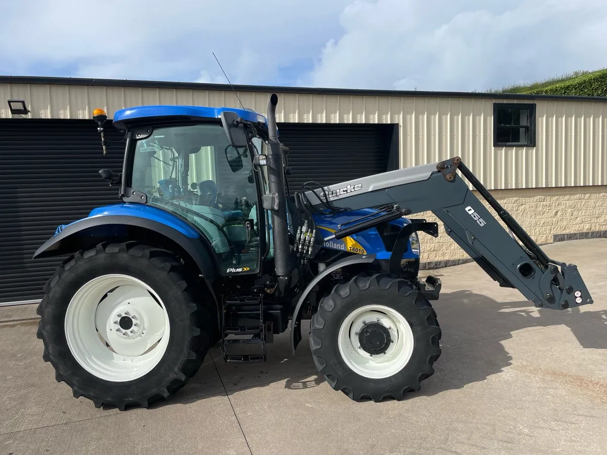 2010 NEW HOLLAND T6010 PLUS - Image 1