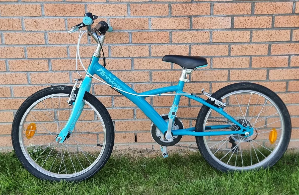 Btwin Original 120 Kids 20inch Hybrid Kids Bike - Image 1