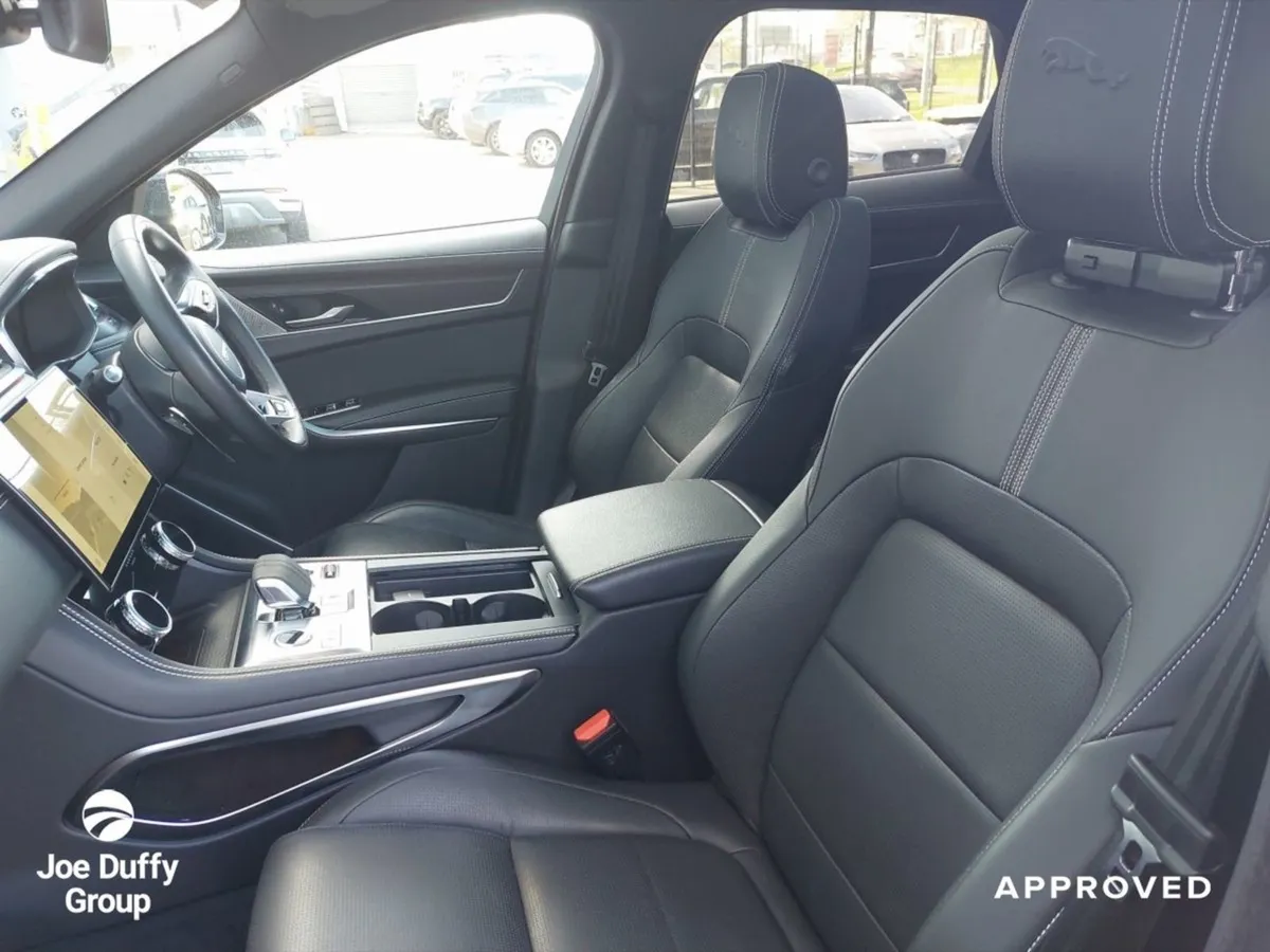 Jaguar F- PACE 2.0 Phev AWD R-dynamic Black (231) - Image 4