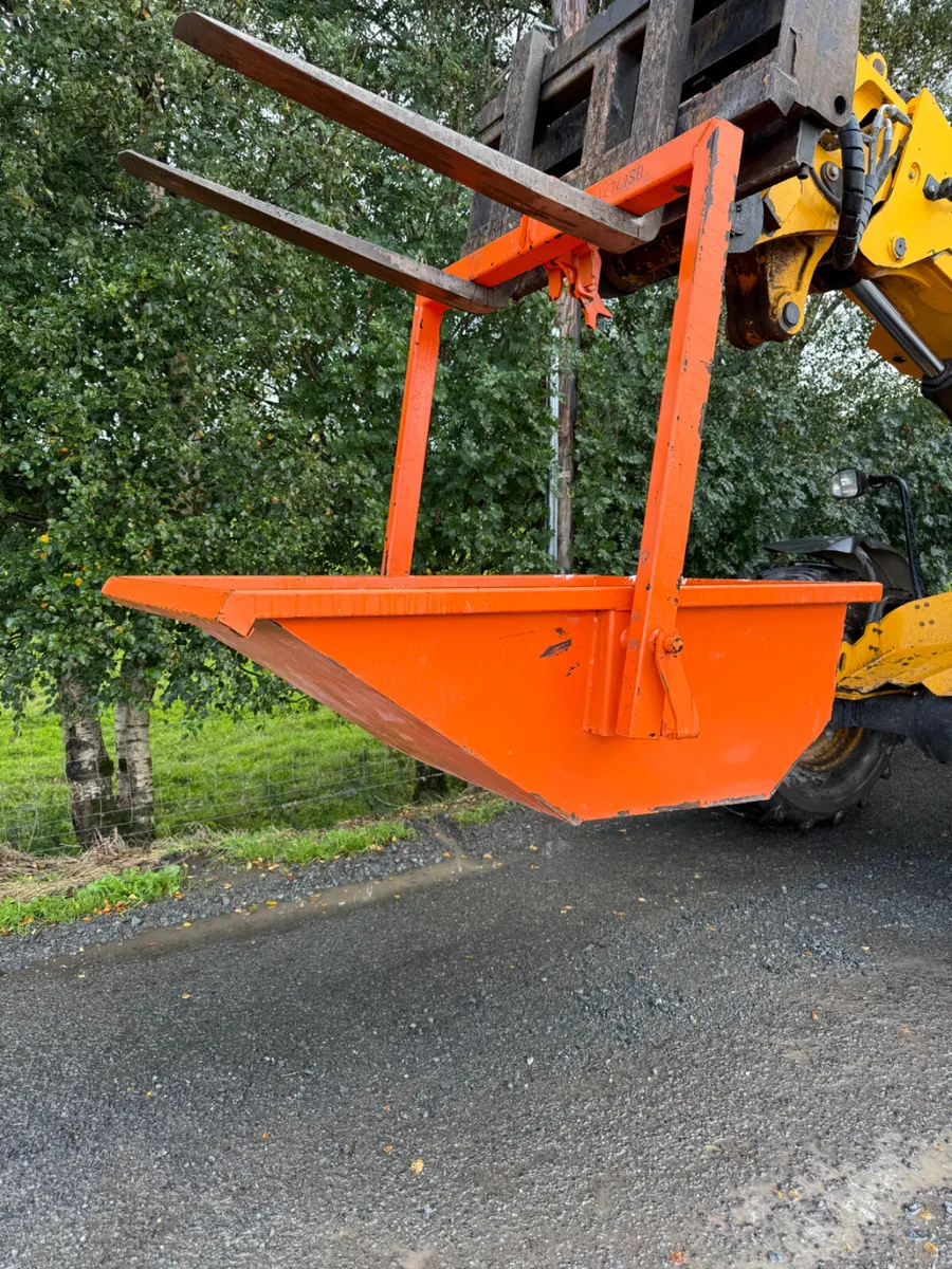 Boat Skip 500L - Image 1
