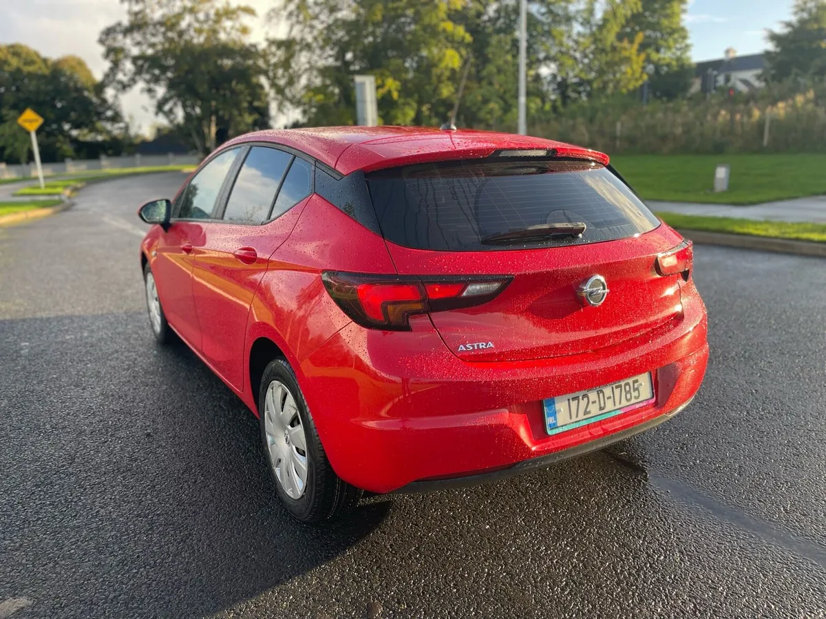 Opel Astra 7500€ low mileage - Image 3