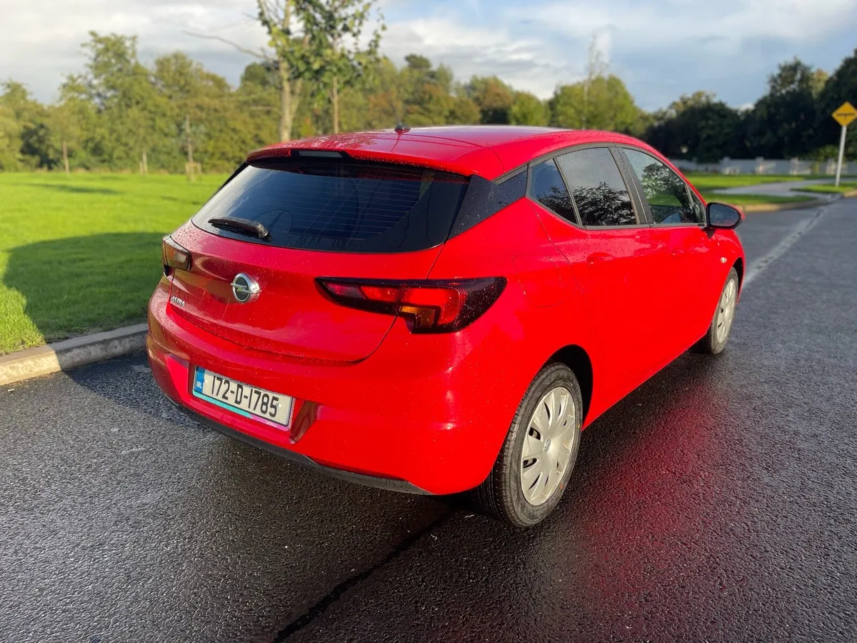 Opel Astra 7500€ low mileage - Image 4