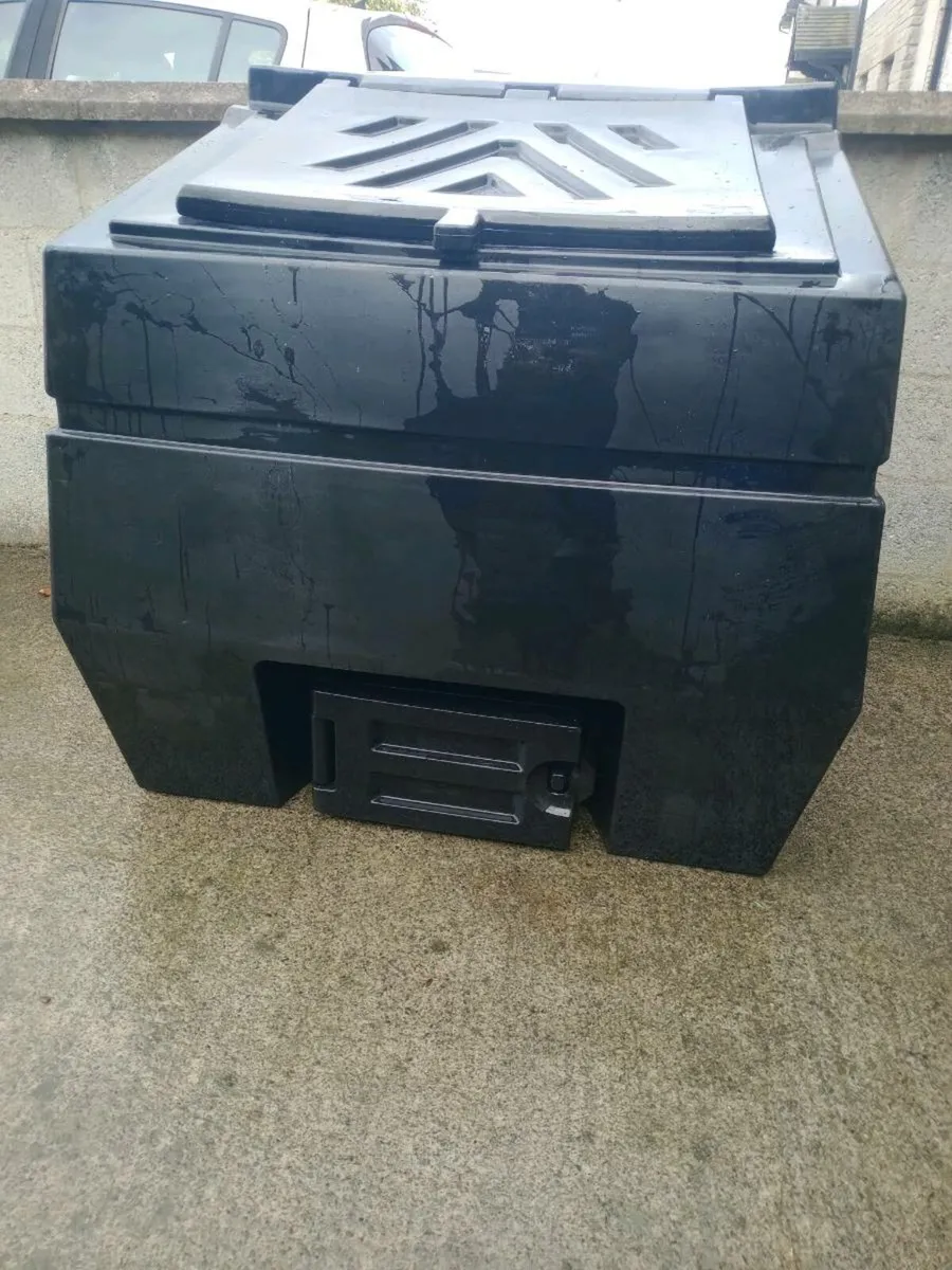 Large coal bunker - Image 4