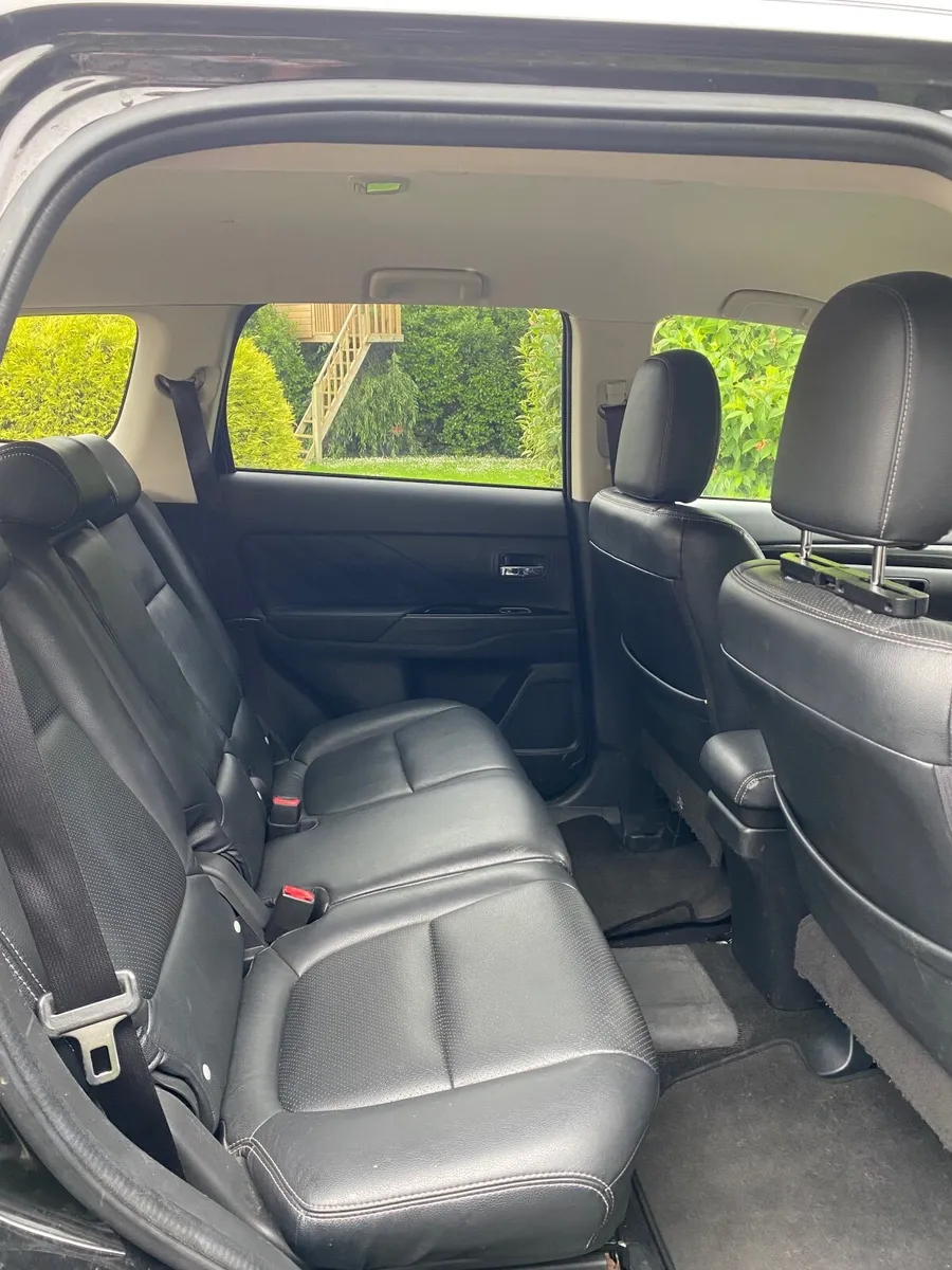 Mitsubishi Outlander 2017 - Image 4