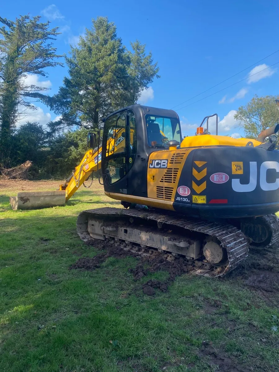 JCB JS130lc - Image 1