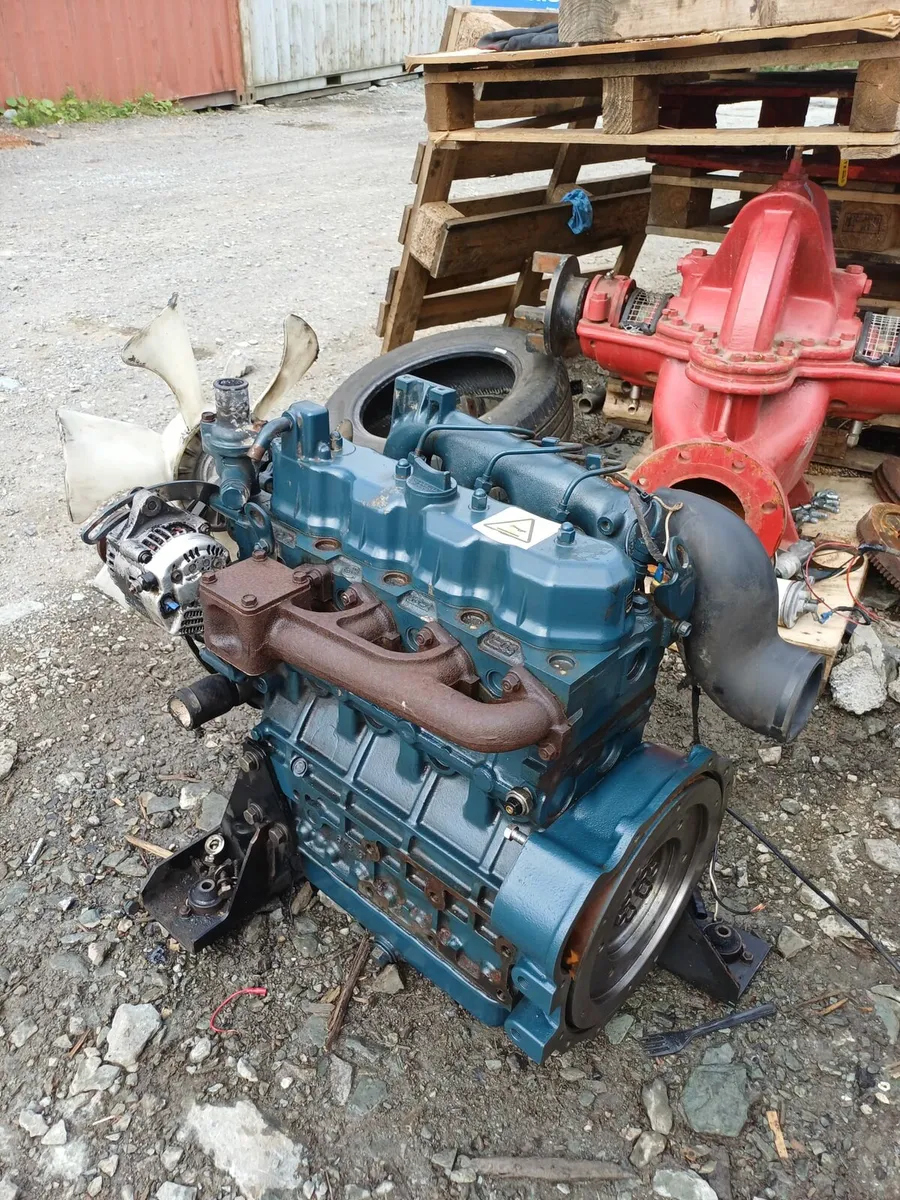 KUBOTA 4 CYLINDER V2203 (video available). - Image 3