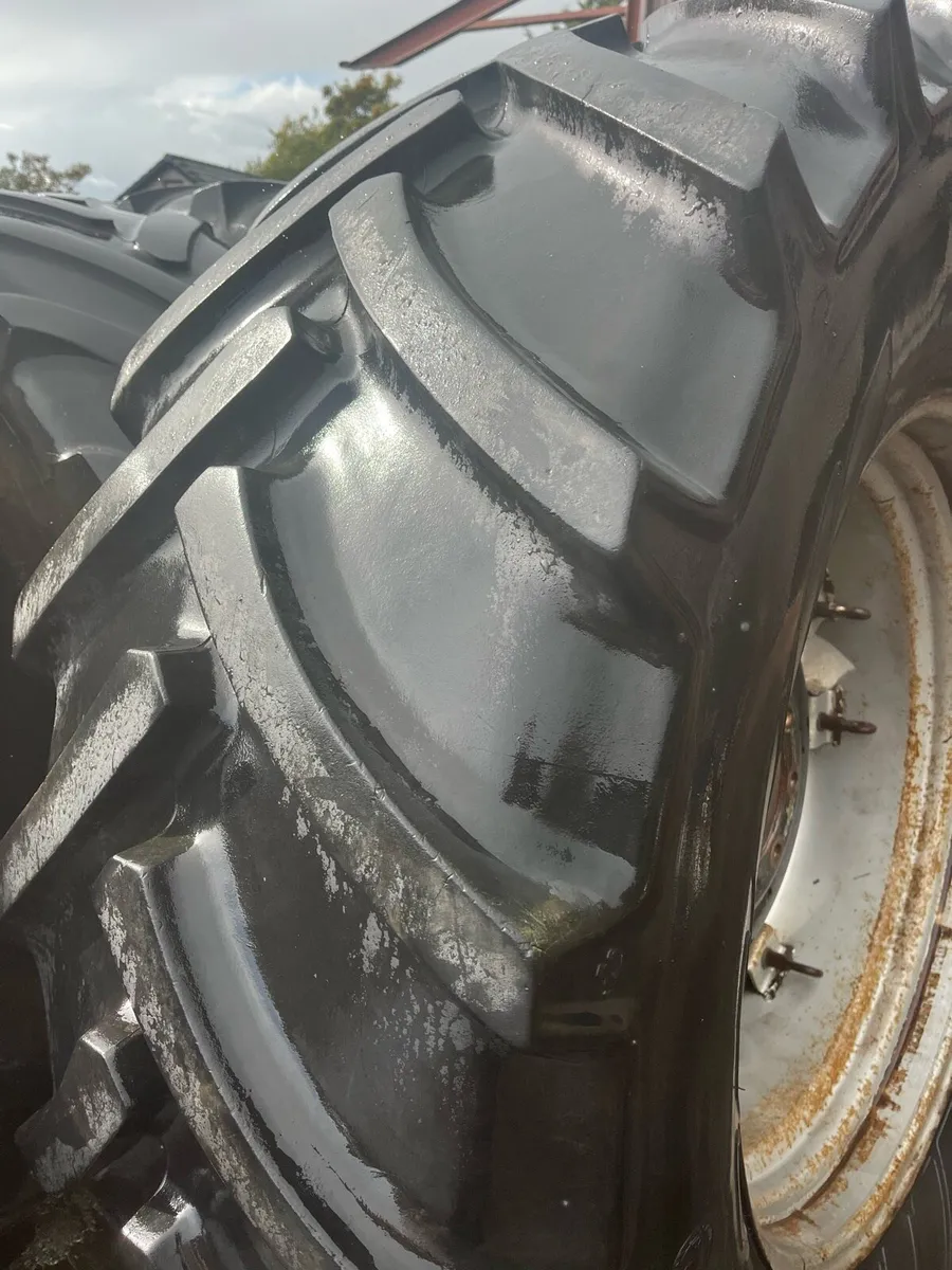 650/65x38 tyres - Image 1