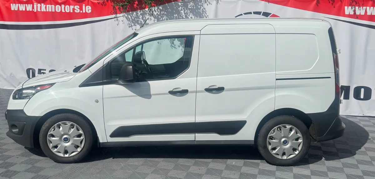 Ford Transit Connect 2018 - Image 4