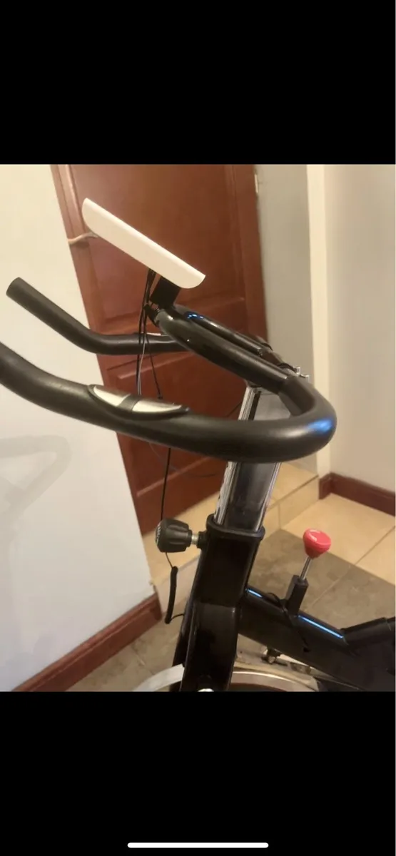 Exercise bike - Image 3