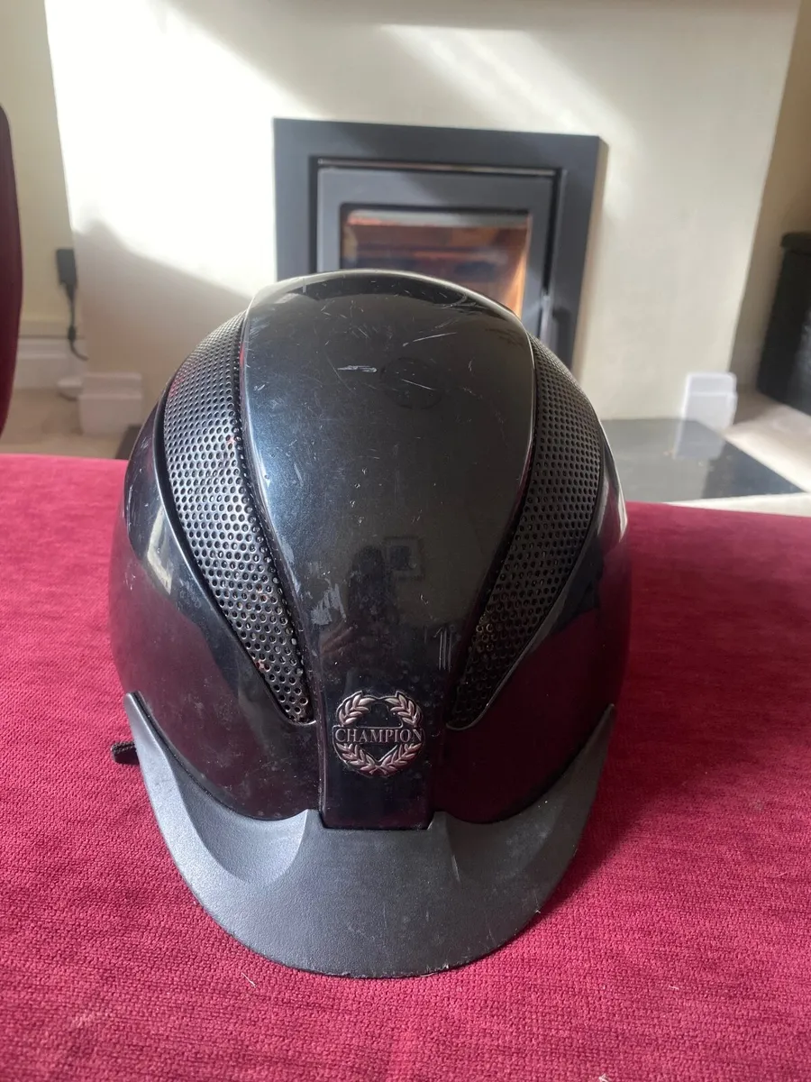 Champion air tech Deluxe horseriding helmet black - Image 1